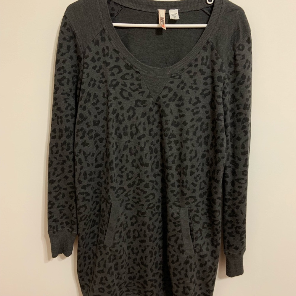LEOPARD PRINT CASUAL DRESS SIZE LARGE